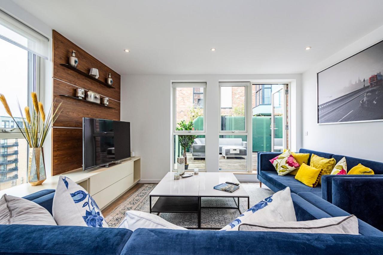 Chiswick Park 3 Bed 3 Bath West London - Parking Lägenhet Exteriör bild